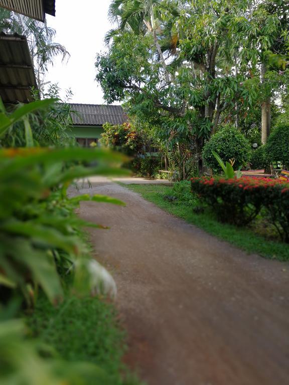 Baan Bua Guest House Chiang Rai Eksteriør bilde