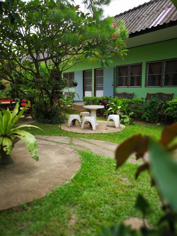Baan Bua Guest House Chiang Rai Eksteriør bilde