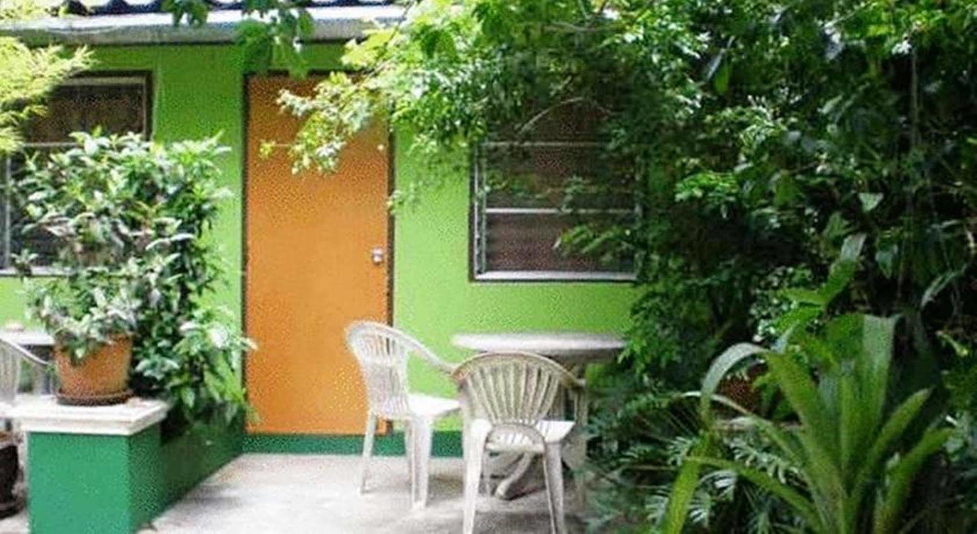 Baan Bua Guest House Chiang Rai Eksteriør bilde
